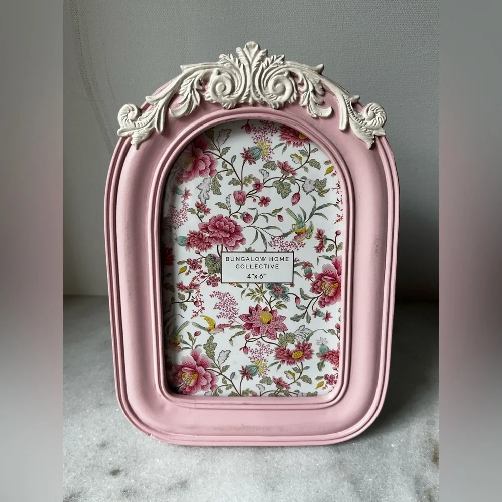 Pink Floral ornate Frame antique style for 4”x6” photo
